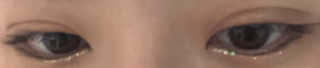 [블랙루즈] 펄블리 아이 글리터 2종 — 5점을 준 리뷰어가 2019년 1월 올린 사용 사진