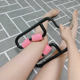 뭅뭅 바디핏레그롤러 종아리 허벅지 하체 마사지기 — 5점을 준 리뷰어가 2019년 11월 올린 사용 사진