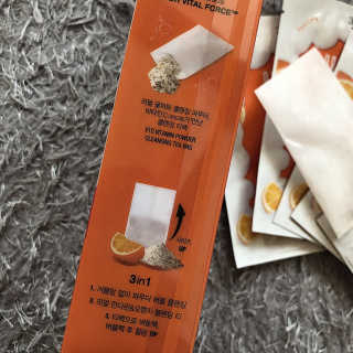비알티씨 V10 파우더 클렌징 티백 2종 — 4.5점을 준 리뷰어가 2019년 2월 올린 사용 사진