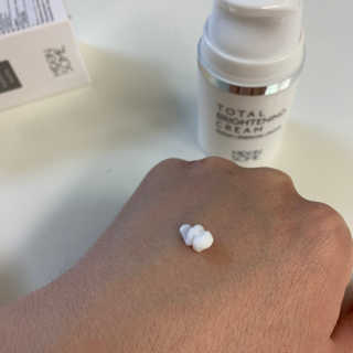 MOONSOME 문썸 토탈 브라이트닝 크림 50ml — 2점을 준 리뷰어가 2019년 3월 올린 사용 사진