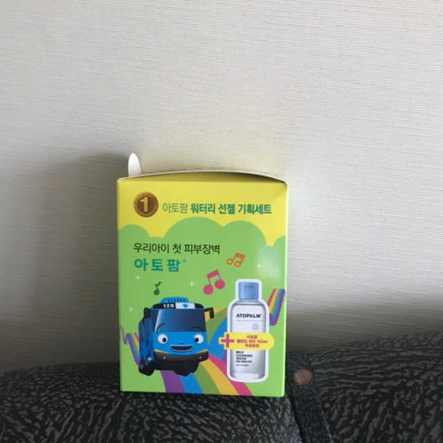 아토팜 워터리 선젤 SPF37 PA+++ 리뷰 사진