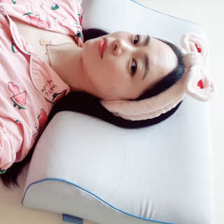 아임슬리핑 프리넥 참편한 메모리폼 어깨베개 — 5점을 준 리뷰어가 2020년 1월 올린 사용 사진