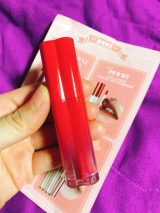 [블랙루즈] 컬러 락 하트 틴트 1+1 — 5점을 준 리뷰어가 2019년 8월 올린 사용 사진