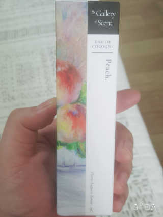 향기의미술관 명화 오드콜로뉴 섬유향수 80ml 6종 — 3점을 준 리뷰어가 2019년 9월 올린 사용 사진