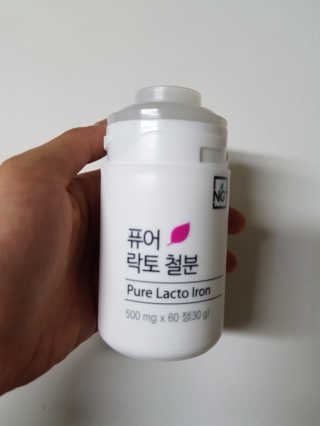 네츄럴굿띵스 퓨어 락토 철분 60일분 — 5점을 준 리뷰어가 2018년 2월 올린 사용 사진