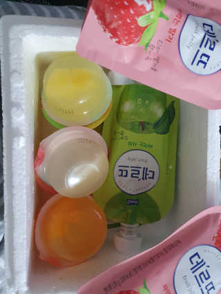 데르뜨 떠먹는 과일 3종, 짜먹는 과일 2종 총 10개 체험 — 5점을 준 리뷰어가 2020년 3월 올린 사용 사진