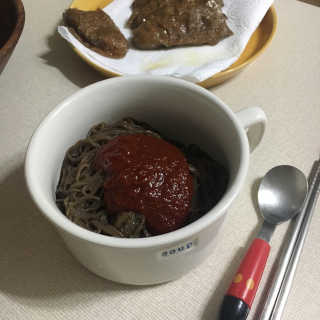 유천냉면 유천 비빔냉면 2인분+메밀지짐만두 280g — 5점을 준 리뷰어가 2018년 6월 올린 사용 사진