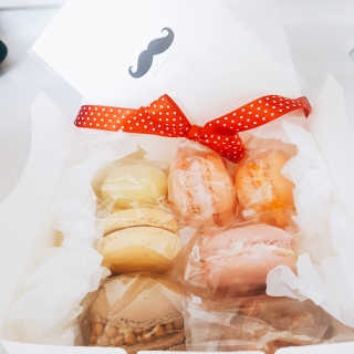 M카롱 반할만큼 달콤한 수제마카롱 — 4.17점을 준 리뷰어가 2018년 5월 올린 사용 사진