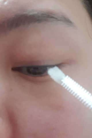 파워아이래쉬 인텐시브 세럼 스트롱 속눈썹영양제 — 3점을 준 리뷰어가 2020년 2월 올린 사용 사진