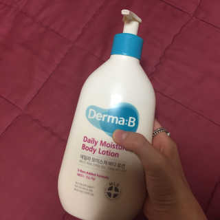 더마비 데일리 모이스처 바디로션 대용량 한정판 — 4점을 준 리뷰어가 2016년 10월 올린 사용 사진