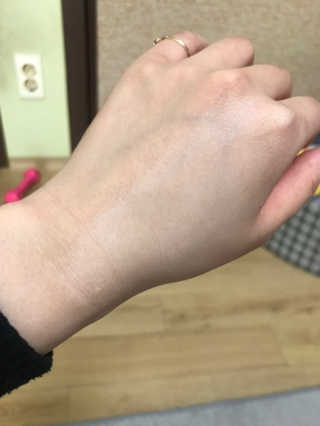 아크틱오션 아스타잔틴 앰플 톤 업 크림 — 5점을 준 리뷰어가 2019년 2월 올린 사용 사진