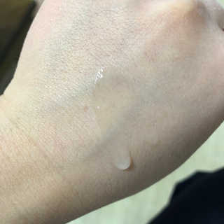 블랑벨 스피루리나 에메랄드 에센스 — 3.5점을 준 리뷰어가 2018년 3월 올린 사용 사진