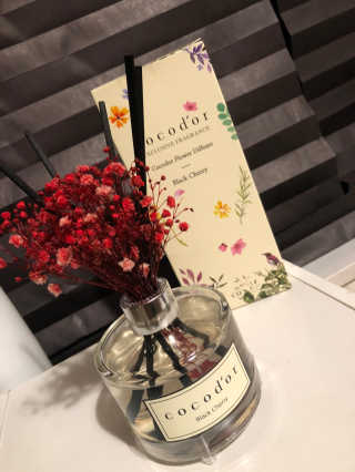 코코 도어 프 리저브 드 리얼 플라워 리드 디퓨저 6.7oz — 5점을 준 리뷰어가 2019년 12월 올린 사용 사진