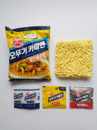 오뚜기카레면 2차 모집 — 5점을 준 리뷰어가 2019년 2월 올린 사용 사진