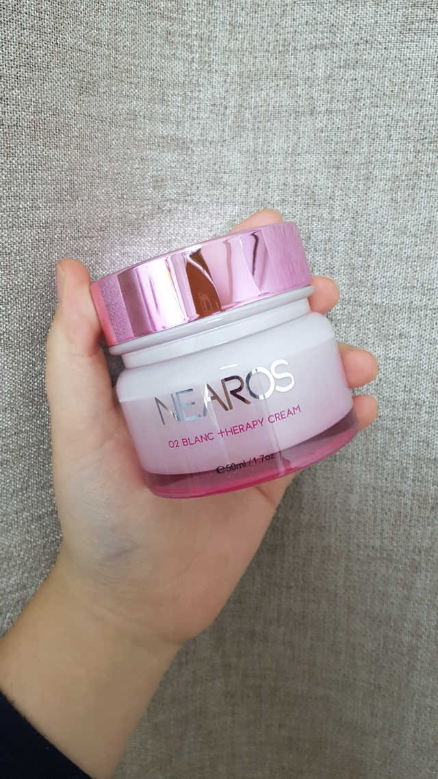 네아로스 오투 블랑 테라피 크림 리뷰 사진