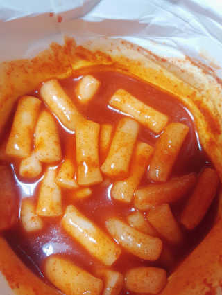 청담동말자싸롱 말자네떡볶이4EA말자네빠삭빠삭감튀5EA — 1점을 준 리뷰어가 2019년 1월 올린 사용 사진