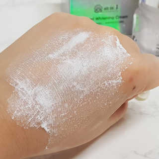 파시스 올인원 진주 화이트닝 크림 100ml — 5점을 준 리뷰어가 2019년 3월 올린 사용 사진