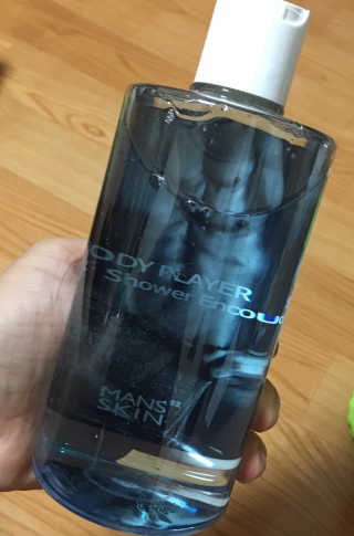 맨즈스킨 바디플레이어 약산성 퍼퓸 바디워시 — 4점을 준 리뷰어가 2019년 8월 올린 사용 사진