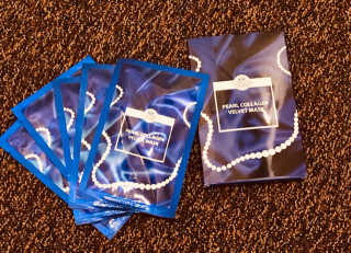 Pearl Collagen Velvet Mask 1 BOX by YVESOM — 4.5점을 준 리뷰어가 2019년 2월 올린 사용 사진