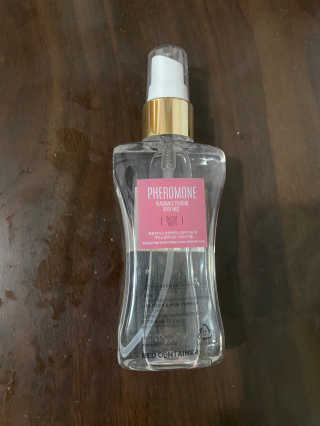레드컨테이너 페로몬향 퍼퓸 바디미스트 80ml — 2점을 준 리뷰어가 2020년 1월 올린 사용 사진