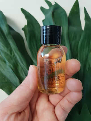세포랩 바이오제닉 에센스 30ml 특별팩 — 4.33점을 준 리뷰어가 2018년 4월 올린 사용 사진
