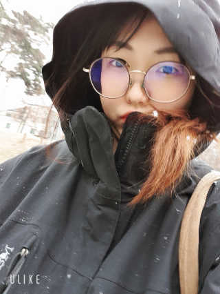 라임코스메틱 V 콜라겐 앰플 쿠션 — 4점을 준 리뷰어가 2019년 12월 올린 사용 사진