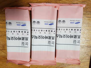 눈길 프로바이오틱스 눈길 콜라겐 프로바이오틱스 — 5점을 준 리뷰어가 2019년 11월 올린 사용 사진
