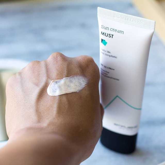자외선 차단제 SPF33 PA ++ 리뷰 사진