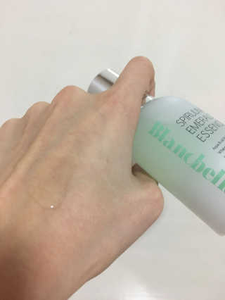 블랑벨 스피루리나 에메랄드 에센스 — 4.67점을 준 리뷰어가 2018년 2월 올린 사용 사진