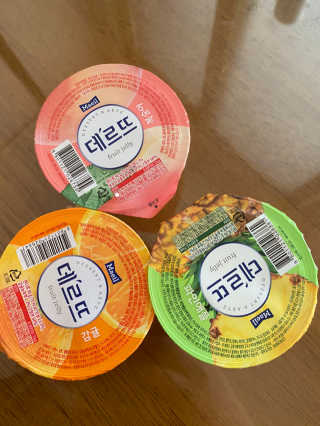 데르뜨 떠먹는 과일 3종, 짜먹는 과일 2종 총 10개 체험 — 5점을 준 리뷰어가 2020년 3월 올린 사용 사진