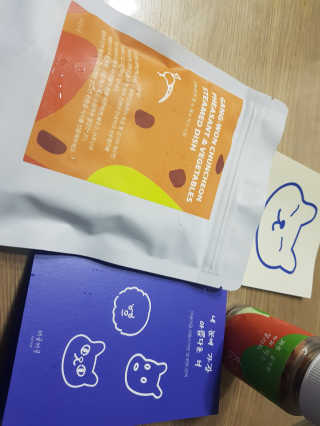 [어글어글] 반려견 친환경 간식 9종 세트 — 4점을 준 리뷰어가 2019년 7월 올린 사용 사진