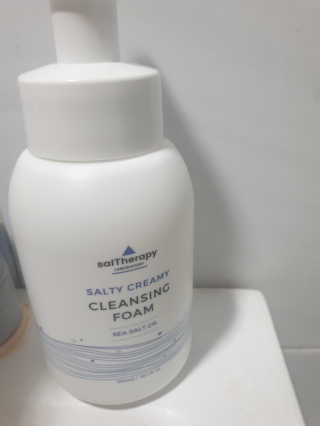 솔테라피 솔티 크리미 클렌징폼 300ml — 5점을 준 리뷰어가 2019년 5월 올린 사용 사진
