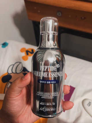 닥터펩티 제이앤코슈 펩타이드 볼륨 에센스 50ml — 4.33점을 준 리뷰어가 2018년 10월 올린 사용 사진