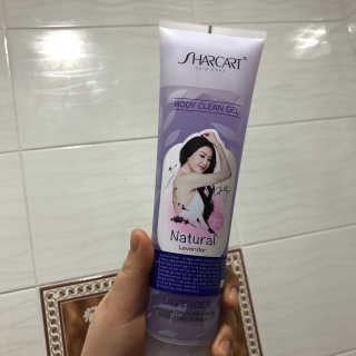줌마들도 인정한 샤카트 페이스앤바디 필링젤 310ml — 5점을 준 리뷰어가 2018년 4월 올린 사용 사진