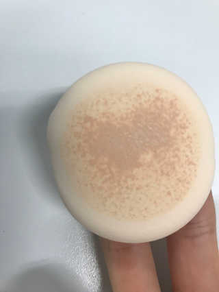 베어블랑 글램 핑크 앰플 쿠션 SPF35 PA+++ — 3점을 준 리뷰어가 2018년 2월 올린 사용 사진