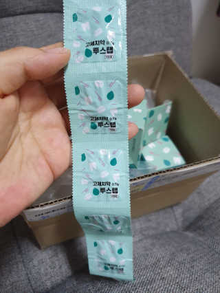 솔테라피 씹는 고체치약 투스탭 스파클레몬 6정 x 5박스 — 5점을 준 리뷰어가 2019년 5월 올린 사용 사진