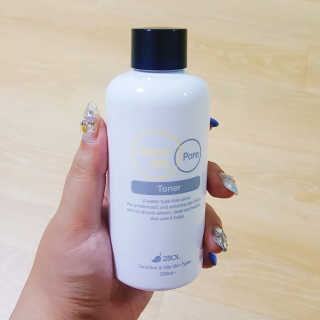 이솔화장품 이솔 세범 리스 포어 토너 200ml — 4.5점을 준 리뷰어가 2018년 8월 올린 사용 사진