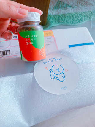 [어글어글] 반려견 친환경 간식 9종 세트 — 5점을 준 리뷰어가 2019년 6월 올린 사용 사진