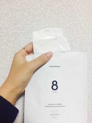 누메로 8 클리어링 모이스처 마스크팩 — 3.5점을 준 리뷰어가 2016년 12월 올린 사용 사진