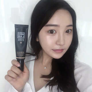 데이셀코스메틱 메디 랩 블랙로즈 블로썸 비비 50g — 3.83점을 준 리뷰어가 2017년 7월 올린 사용 사진