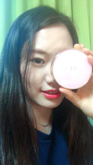 브이티 코스메틱 VT 리얼 콜라겐 팩트 — 4.5점을 준 리뷰어가 2017년 2월 올린 사용 사진