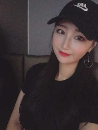 글랜무어 디톡 제올라이트 트럼블 클렌징 워터 — 4.67점을 준 리뷰어가 2018년 7월 올린 사용 사진