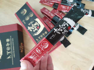 메이준뉴트리 박경호의 홍삼활력스틱 10ml x 30포 — 5점을 준 리뷰어가 2020년 2월 올린 사용 사진