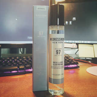 더블유드레스룸 드레스퍼퓸 150ml — 5점을 준 리뷰어가 2018년 5월 올린 사용 사진