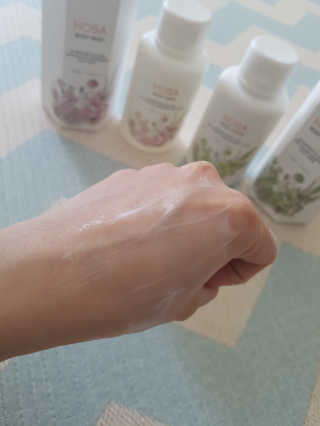 HOSA BODY WASH+BODY LOTION — 3.33점을 준 리뷰어가 2018년 4월 올린 사용 사진