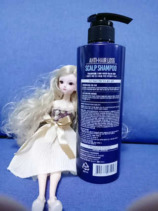 다슈코리아 다슈 데일리 단백질 한방 두피 골드 샴푸 500ml — 4.5점을 준 리뷰어가 2019년 12월 올린 사용 사진