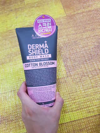 어파티 더마실드 바디워시 코튼블러썸 300ml — 4.83점을 준 리뷰어가 2018년 8월 올린 사용 사진