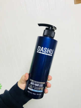 다슈코리아 다슈 데일리 한방 두피 골드 샴푸 500ml — 5점을 준 리뷰어가 2018년 1월 올린 사용 사진