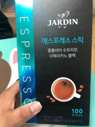 (주)쟈뎅 쟈뎅 에스프레소 스틱 아메리카노 블랙 — 4.83점을 준 리뷰어가 2018년 10월 올린 사용 사진