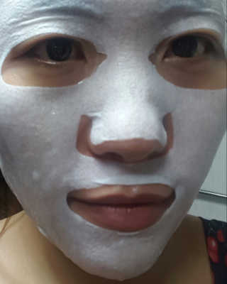 비클 코스메틱 [비클코스메틱]필수마스크팩 — 5점을 준 리뷰어가 2018년 1월 올린 사용 사진
